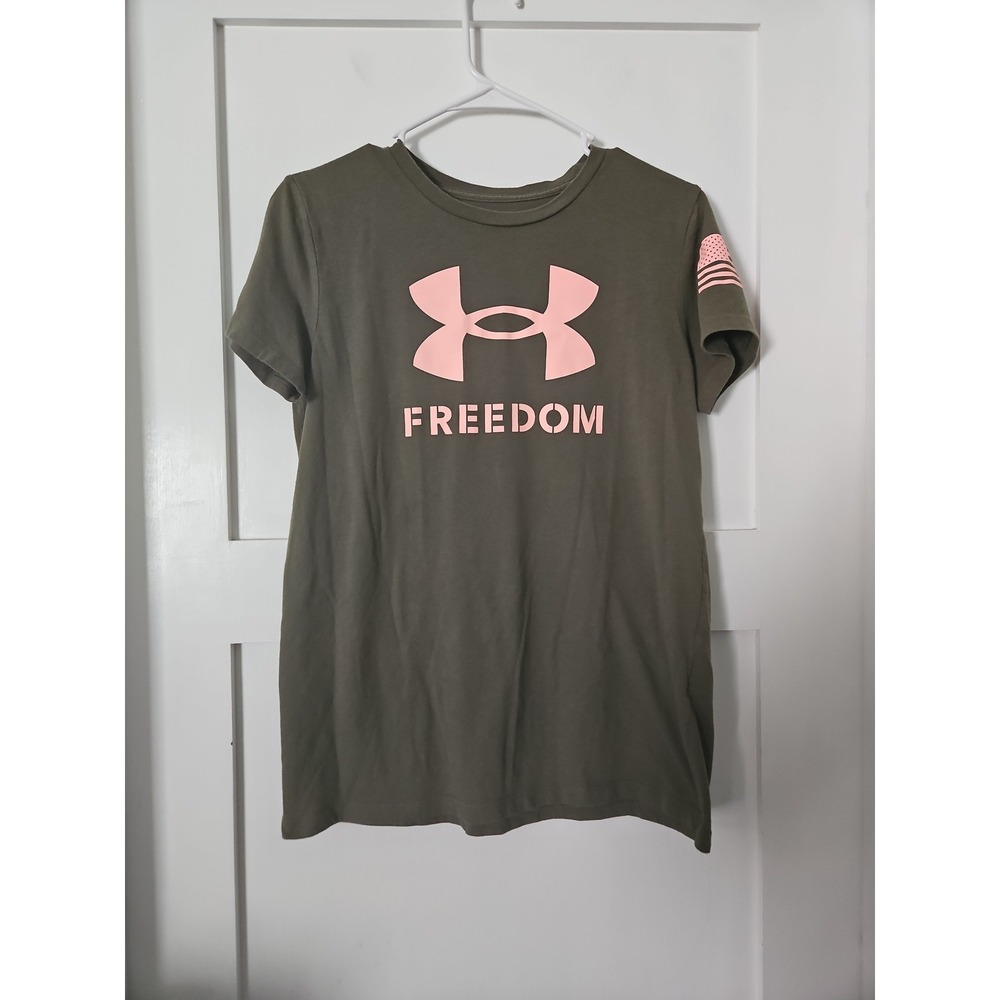 UA Freedom Under Armour‎ Olive Green T-Shirt Pink Graphics American Flag Size M